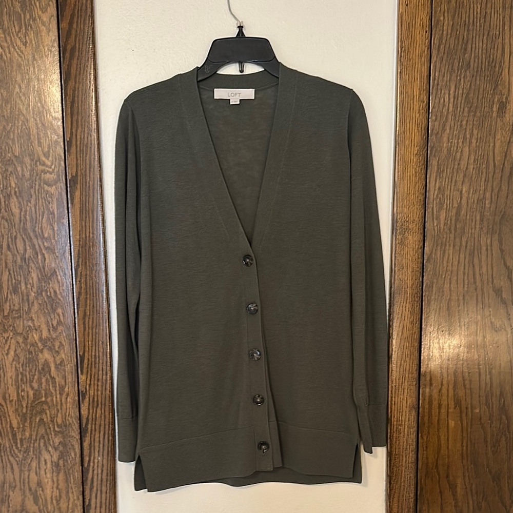 LOFT Green Cardigan Sweater V-Neck Knitted